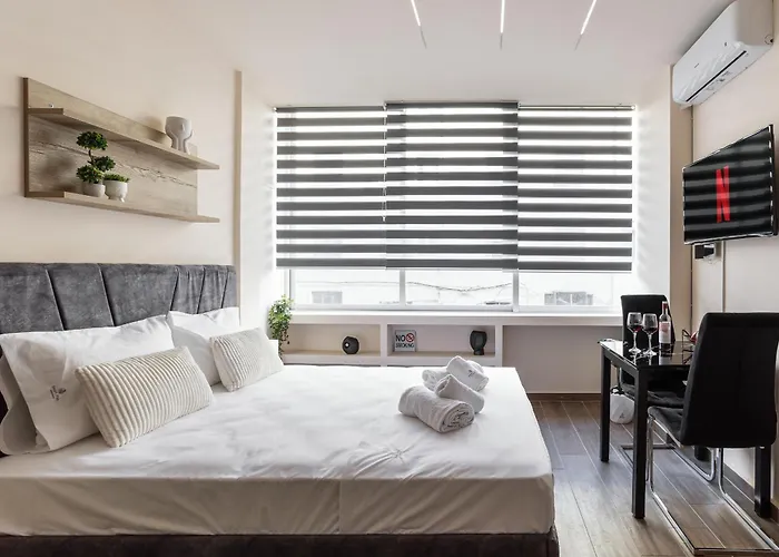 Aristotelous Plaza View Studio